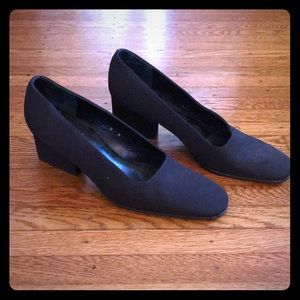 Calvin Klein brown pumps